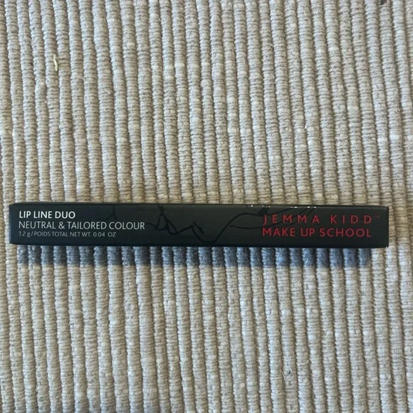 Jemma Kidd 9 Piece Beauty Bundle Eye liner Blush Lip gloss / gloss stick brow